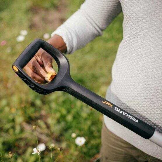 FISKARS TELESKOPINIAI KASIMO ŠAKĖS XACT