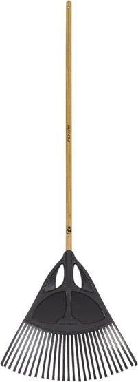 Fiskars lapų grėblys su medine rankena 65 cm 1001584