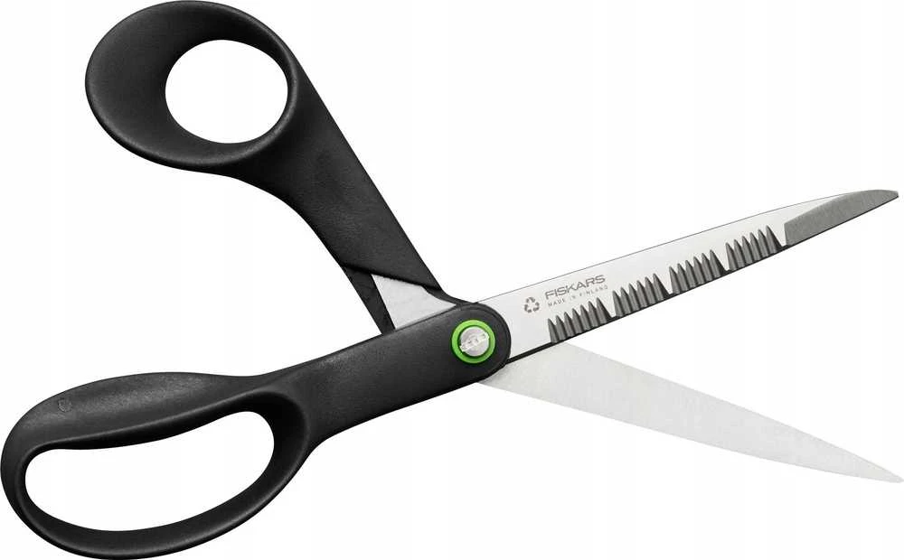 Universalios žirklės Fiskars ReNew 1074545; 21 cm
