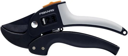 Fiskars „PowerStep“™ sekatorius atraminiais ašmenimis 1000575