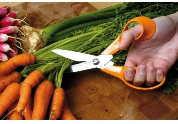 Fiskars Classic Virtuvės žirklės 18 cm