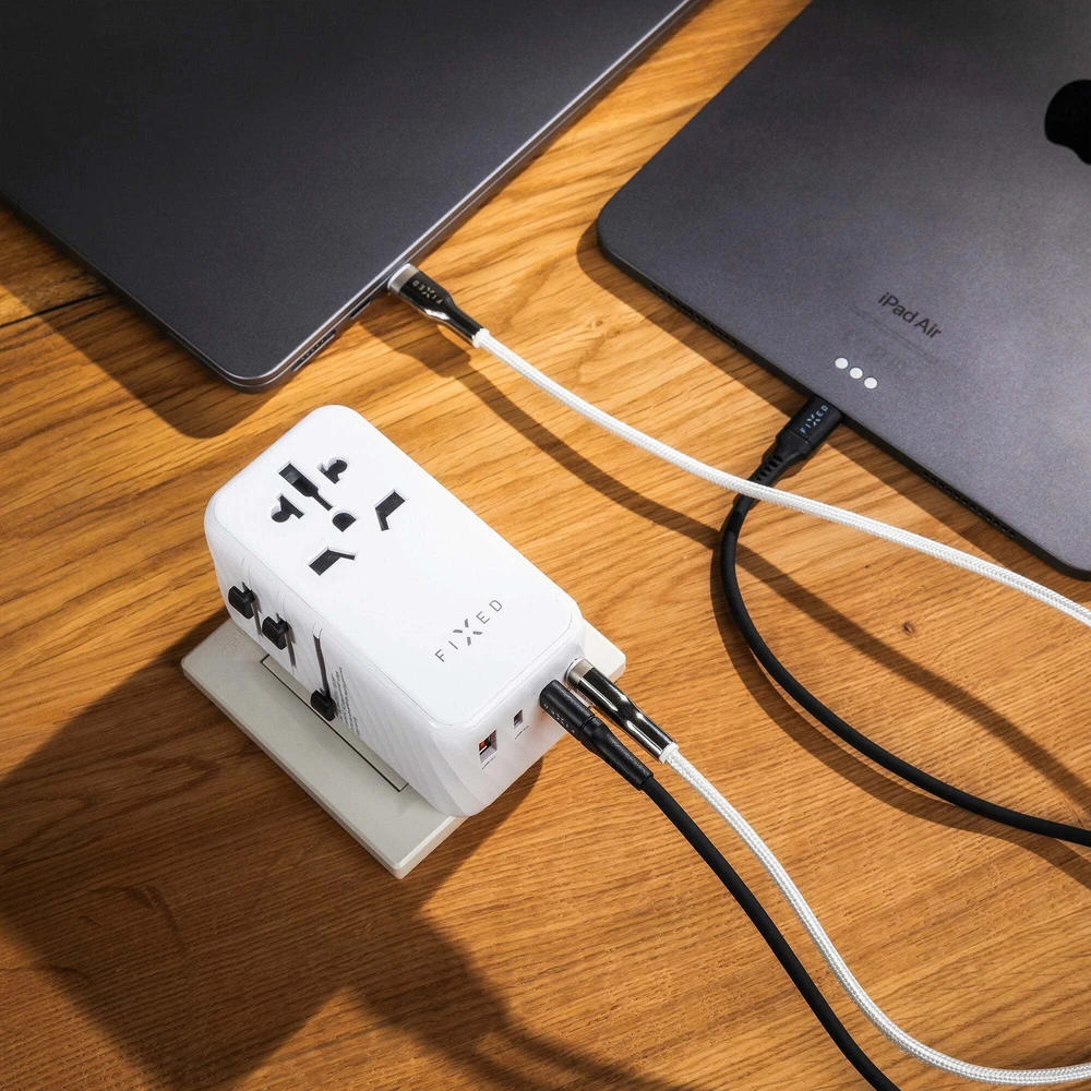 Fixed Adapteris kelioninis Voyager70W balta