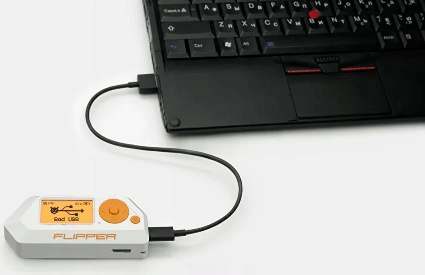 Flipper Zero – Basic – daugiafunkcis Bluetooth/RFID/RF/IR/GPIO/1-Wire įrankis