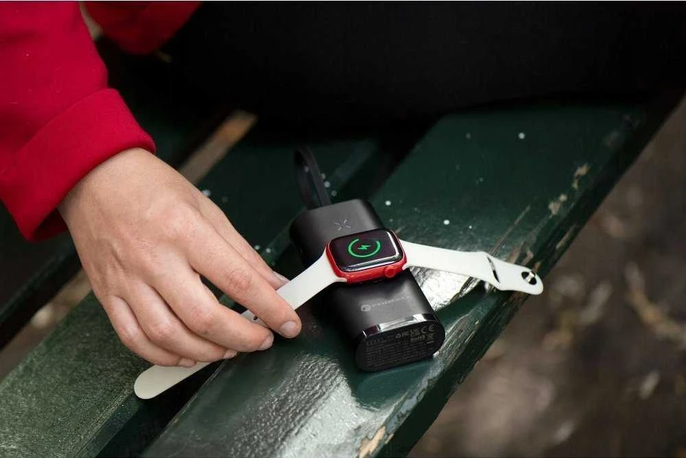 FORCELL F-ENERGY F10K4 maitinimo blokas, suderinamas su Apple Watch PD QC3.0 3A 22,5W 10000 mAh juodos spalvos