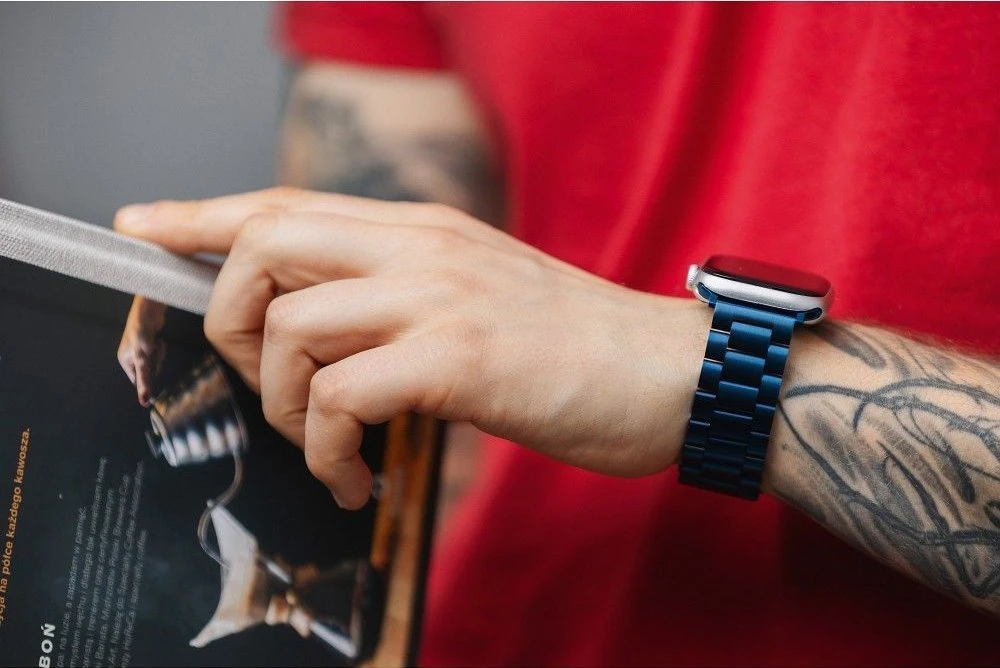 FORCELL F-DESIGN FA10 stainless steel apyrankė skirta Apple Watch 38 / 40 / 41 mm mėlynos spalvos