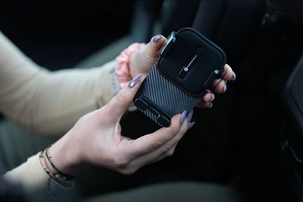 Automobilinis telefono laikiklis Forcell F-Grip Guardian AV oro išleidimo angos juodas