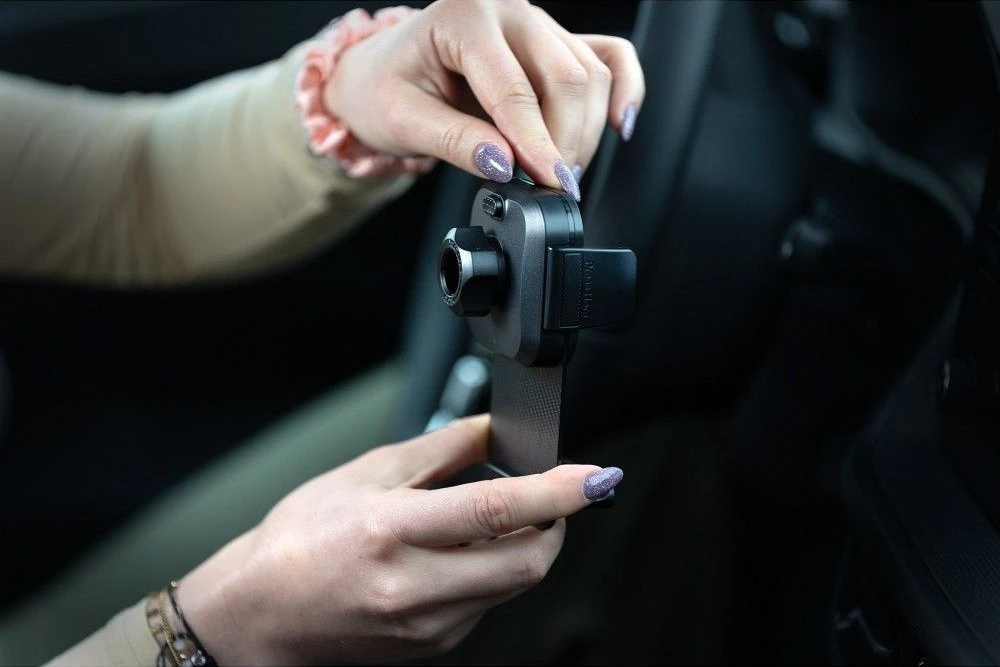 Automobilinis telefono laikiklis Forcell F-Grip Guardian AV oro išleidimo angos juodas