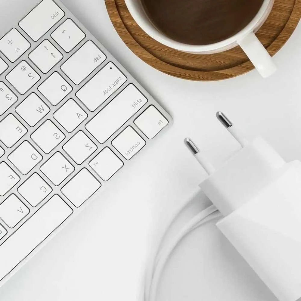 Įkroviklis Forcell (1xUSB-C 3A 25W) baltas