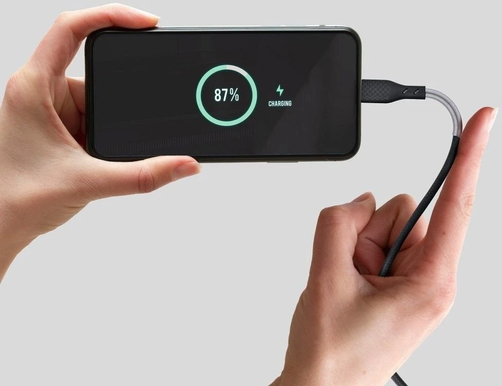 USB A tipo į „Lightning“ tipo laidas „Forcell F-Energy“ 2,4A 12W, anglies pluošto, 1 m, CB-01A, juodas
