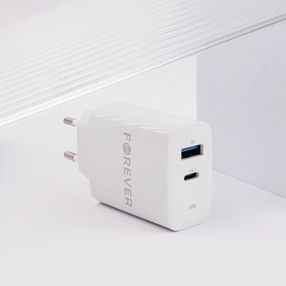 Forever TC-07-30AC PD QC įkroviklis 1x USB-C 1x USB 30W baltas + USB-C – USB-C laidas 60W