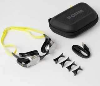 „Form FORM Smart Swim 2 Light“ – išmanieji plaukimo akiniai