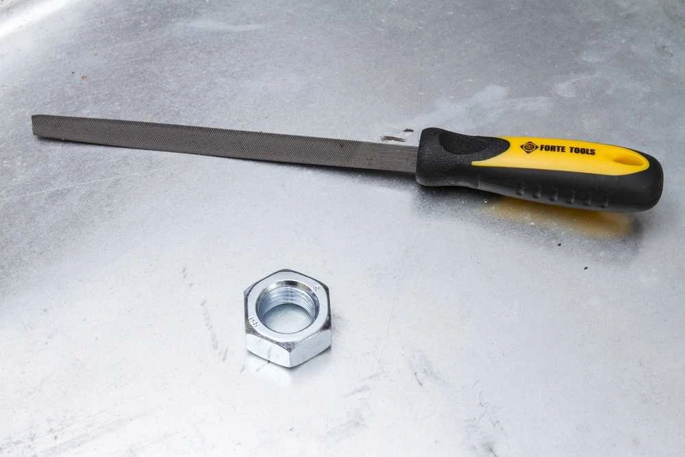 Forte_Tools Trikampė metalo dildė Forte Tools, 200 mm