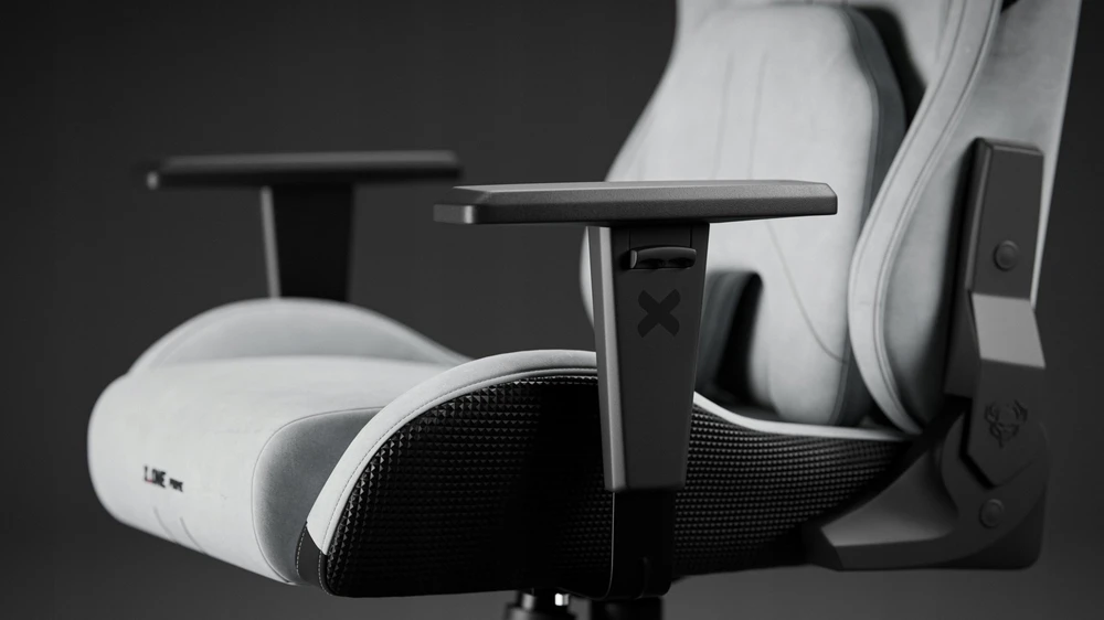Diablo Chairs Diablo X-One Prime Normal Size - Nightwolf Moon ergonominė kėdė