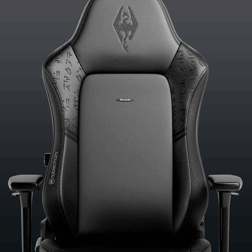 „noblechairs HERO“ žaidimų stalas – „The Elder Scrolls V: Skyrim“ 10-ojo jubiliejaus leidimas