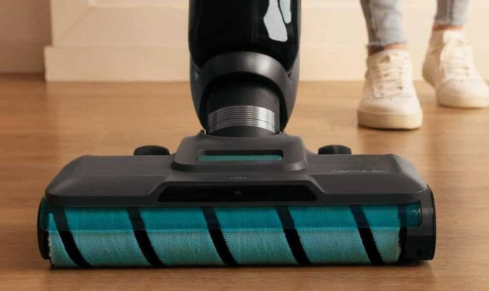 Dulkių siurblys-šluota Cecotec FreeGo Wash&Vacuum Purškiklis, su plovimo funkcija