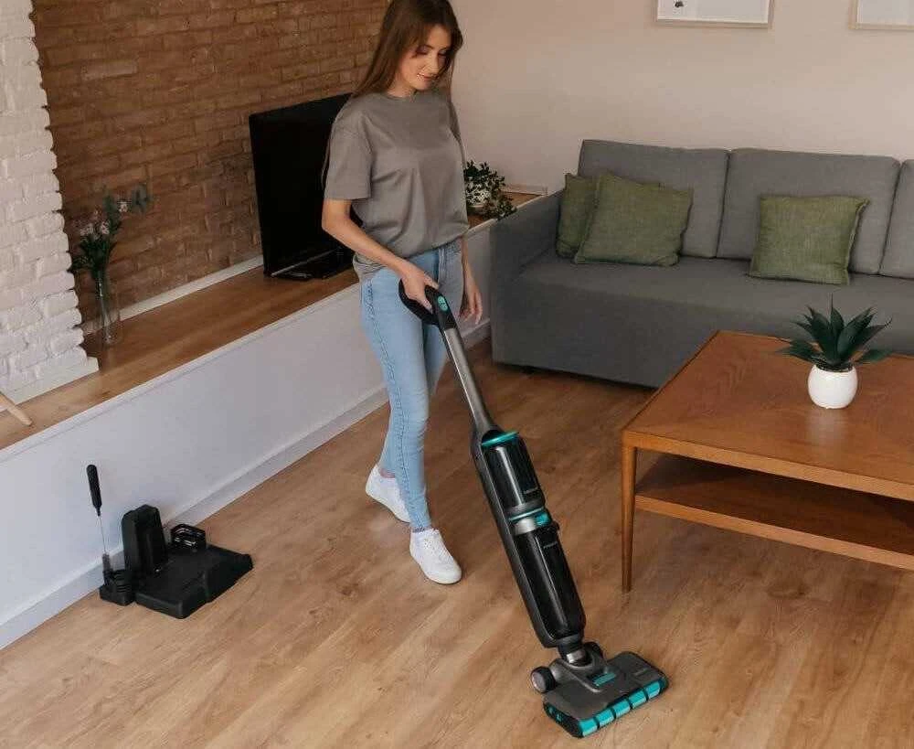 Dulkių siurblys-šluota Cecotec FreeGo Wash&Vacuum Purškiklis, su plovimo funkcija