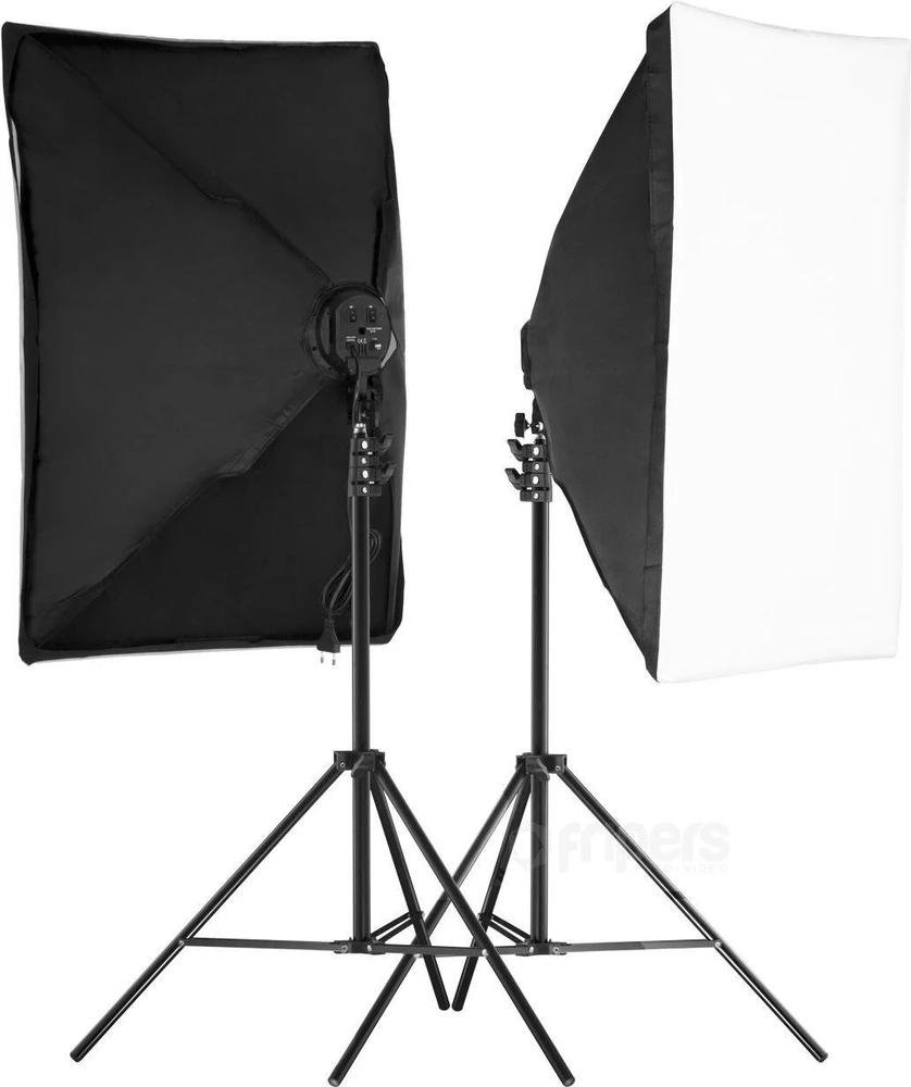 Studijinis rinkinys Freepower Nuolatinės šviesos rinkinys FreePower 106 60x90cm SET 2400W 5500K su stovu