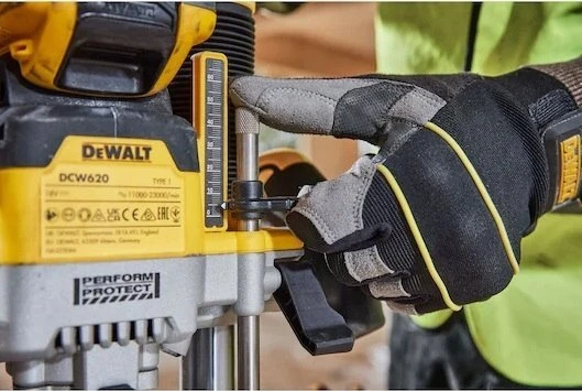 Freza DeWalt DCW620H2-QW; 18 V; 2x5,0 Ah akum.
