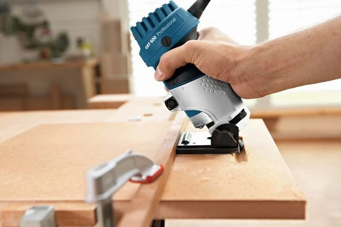 Bosch GKF 600 Briaunų freza