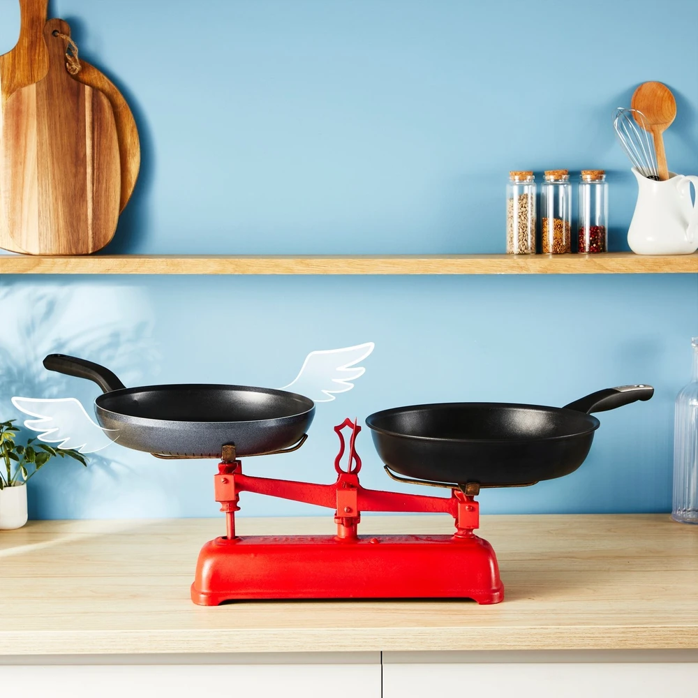 TEFAL keptuvė | H0560442 | Kepimui | 24 cm skersmuo | Tinka indukcinei kaitlentei | Fiksuota rankena | Juodas