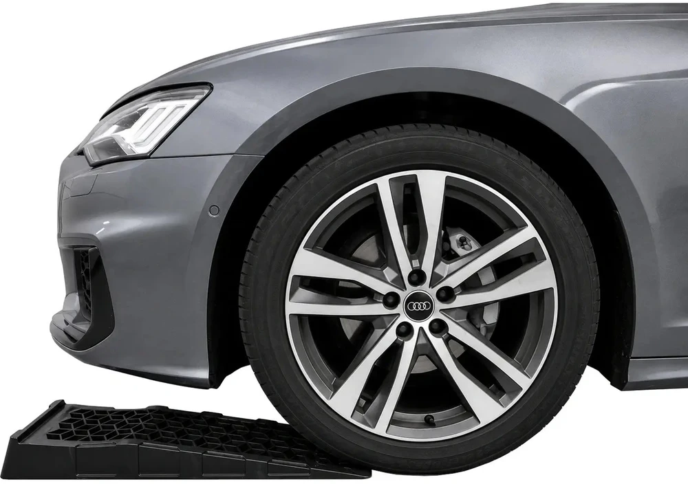 Ft Concept Sidabrinis Automobilinės rampos 5T 700x200x80mm 2vnt