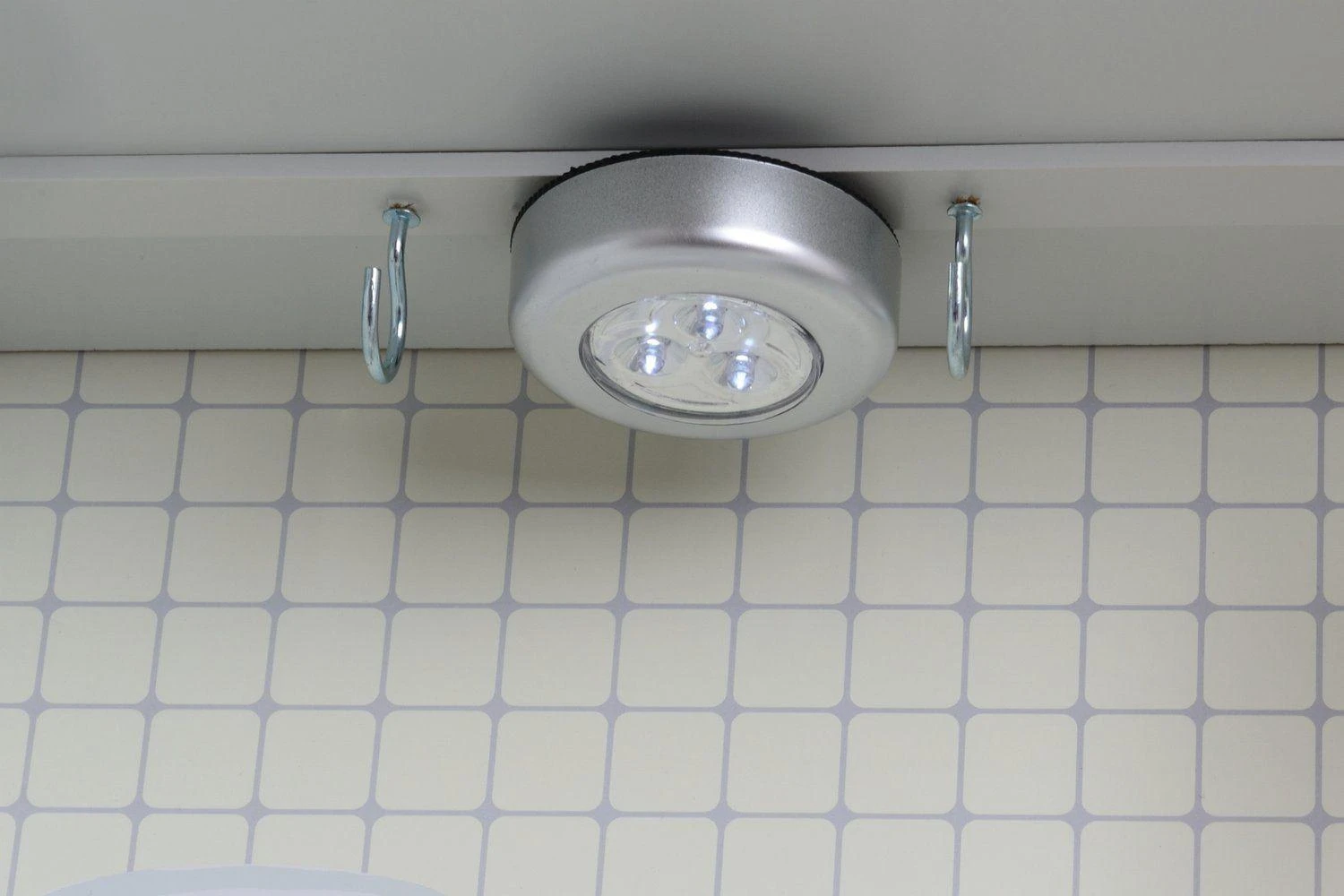 Funfit medinė žaislinė virtuvėlė vaikams su įranga + LED