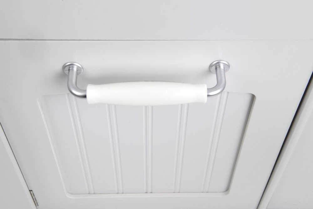 Funfit medinė žaislinė virtuvėlė vaikams su įranga + LED