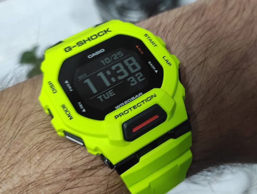 Išmanusis laikrodis Casio G-SQUAD, Salotinės spalvos su juodos spalvos detalėmis