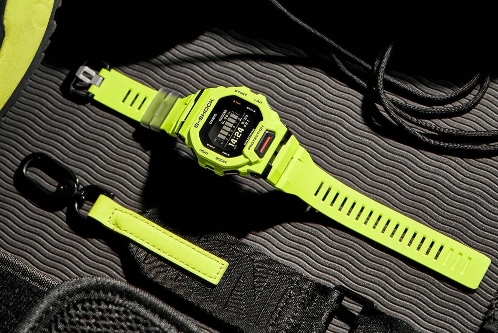 Išmanusis laikrodis Casio G-SQUAD, Salotinės spalvos su juodos spalvos detalėmis