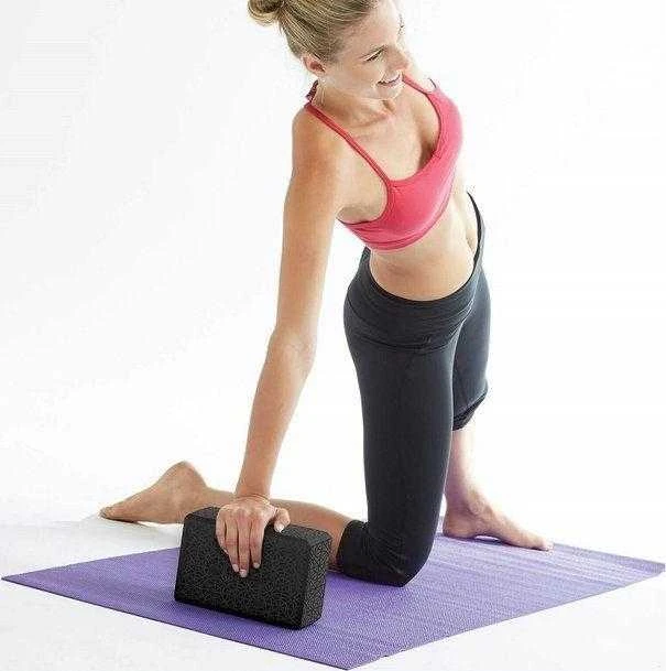 Gaiam Kostka do jogi Embossed Juodas 63438 Gaiam