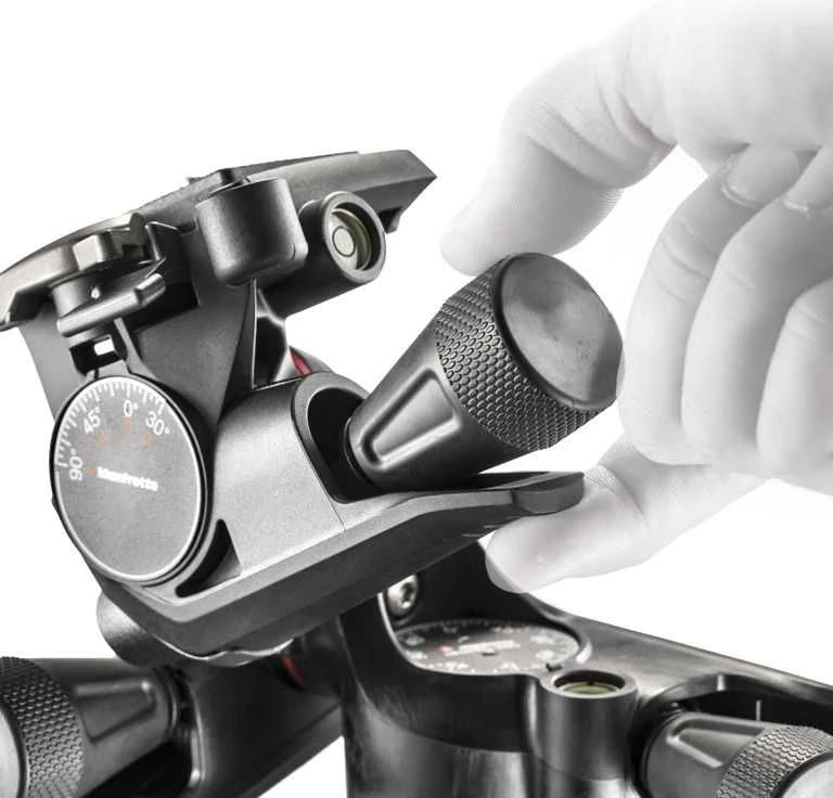 „Manfrotto X-PRO GEARED“ trijų padėčių su RC2 plokšte