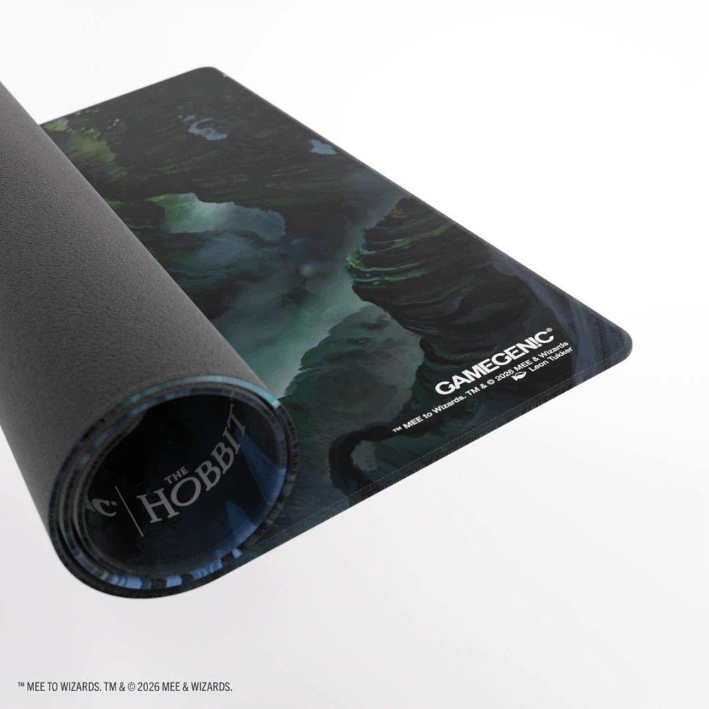 Gamegenic : Magic the Gathering – Hobitas – Blizgus žaidimo kilimėlis – Mirkenvudas (2030211)