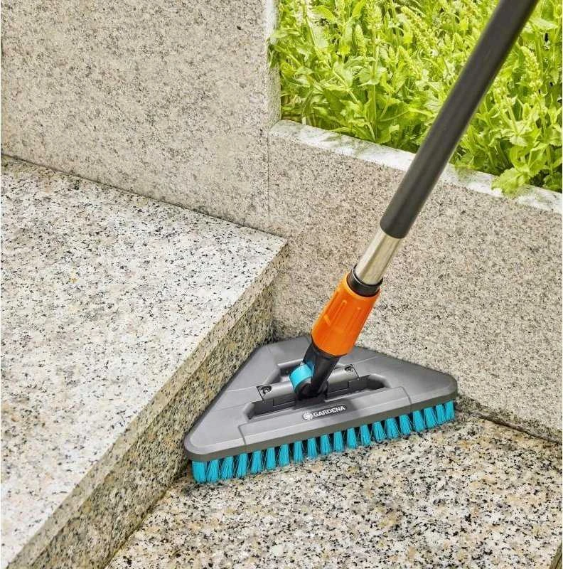 Gardena "Cleansystem" plovimo šepetys "Hard Flex" didesniems, atspariems subraižymui paviršiams