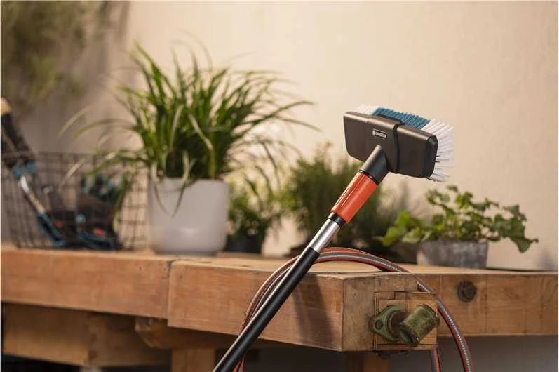 GARDENA Cleansystem plovimo rinkinys kietas su rankena M, plovimo šepetys (pilkas/turkis, darbinis plotis 27cm)