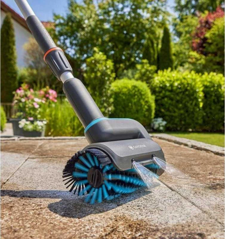 Gardena Akumuliatorinis daugiafunkcinis valytuvas "AquaBrush Patio", skirtas mediniams paviršiams ir terasoms