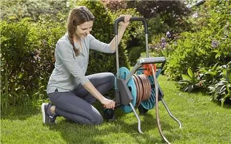 Gardena žarnos vežimėlis AquaRoll M Easy, komplektas 20 m