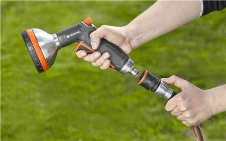 Gardena „Premium“ žarnos jungtis su vožtuvu Stop, 13 mm (1/2 col.)–15 mm (5/8 col.)