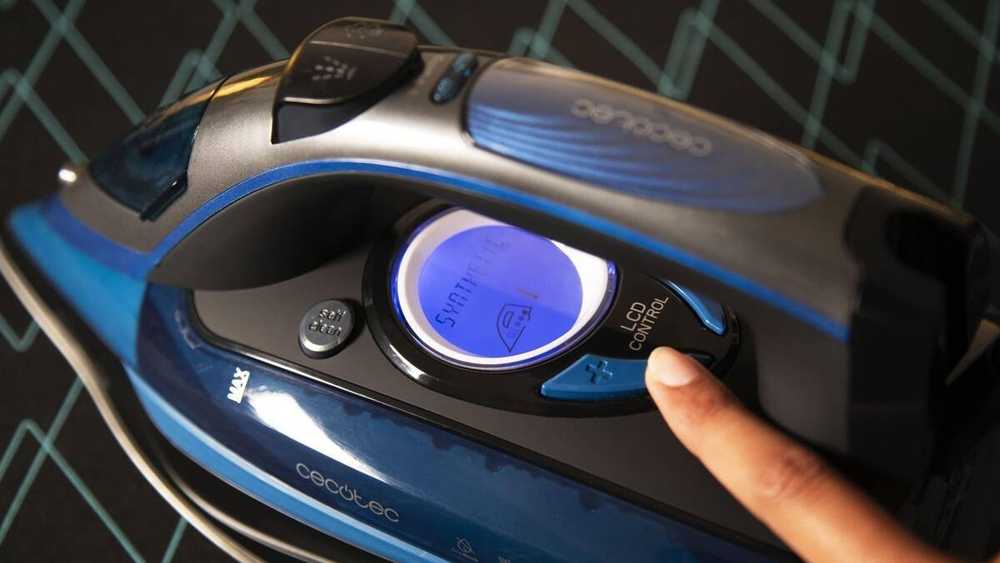 Cecotec IronHero 3200 i-Pump Smart Anodized