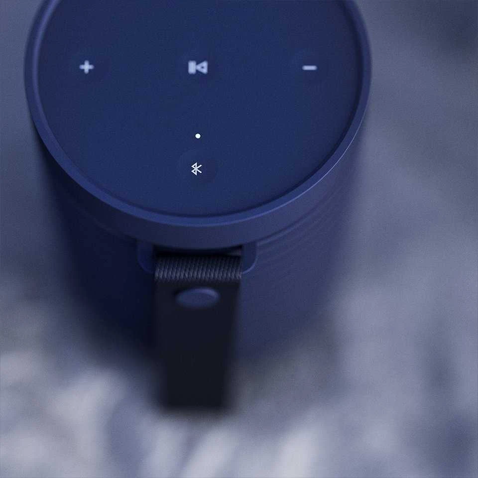Bang & Olufsen Explore nešiojama ir tvirta Bluetooth kolonėlė, mėlynos spalvos (Navy)