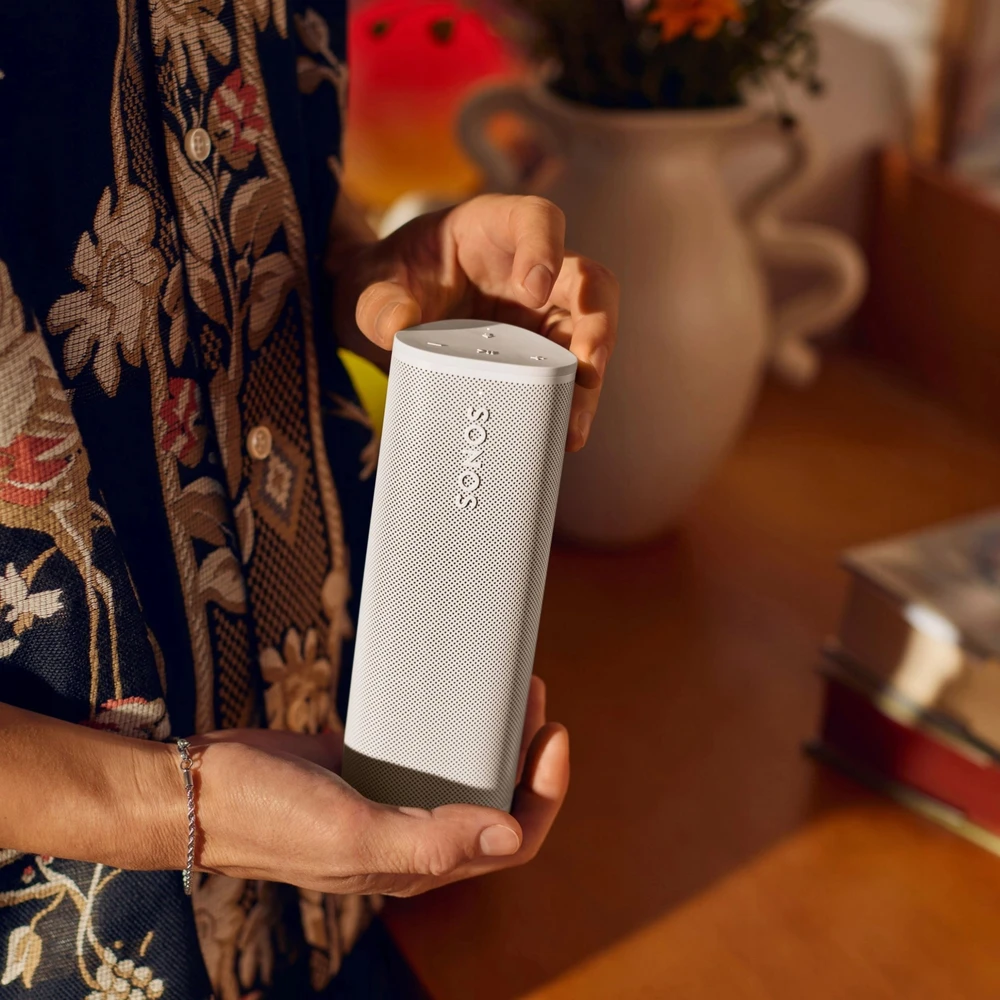 Nešiojama kolonėlė Sonos Roam 2, Baltos spalvos