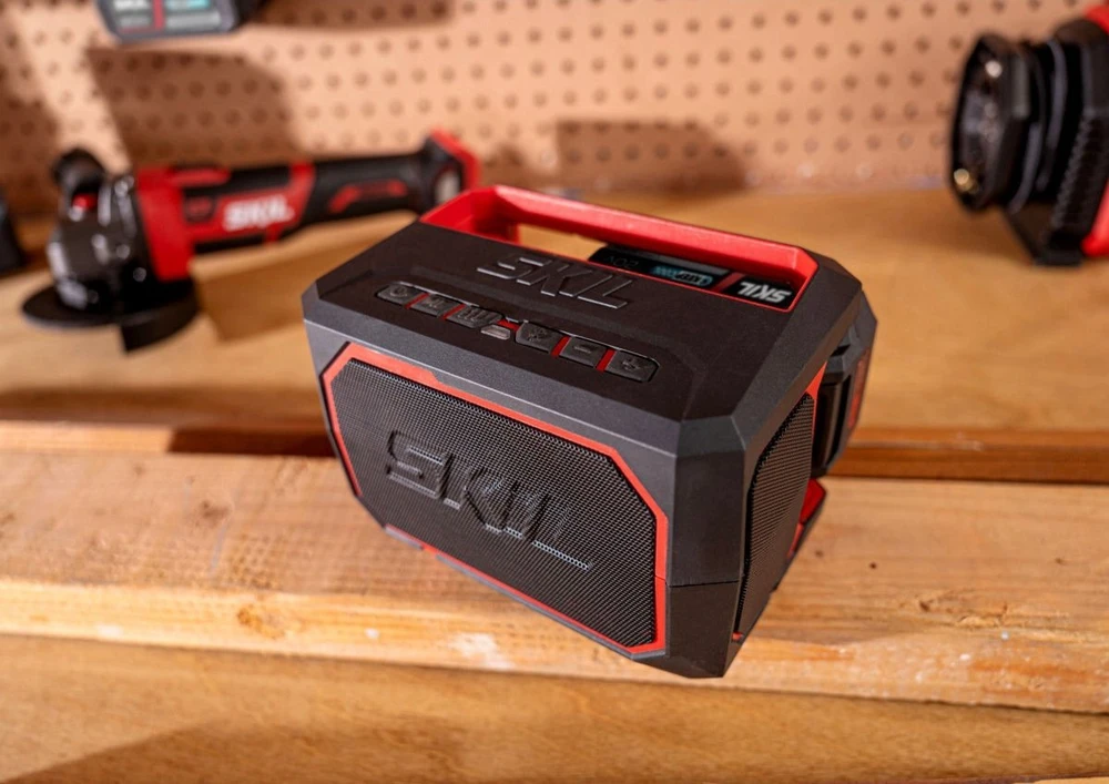 Skil Red Bluetooth® garso kolonėlė Skil 3151CA; 20 V (be akumuliatoriaus ir pakrovėjo)