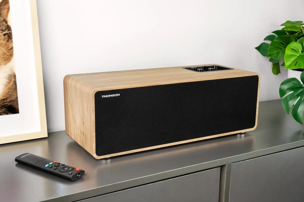 150 W aktyvi kolonėlė su nuotolinio valdymo pultu Thomson WS852 su „Bluetooth“ / ARC / RCA / USB / optiniu / AUX