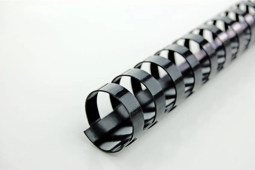 GBC Spiralė įrišimui plastikinė 10mm, juoda (100vnt.)