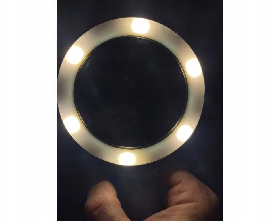 Didinamasis stiklas su LED apšvietimu