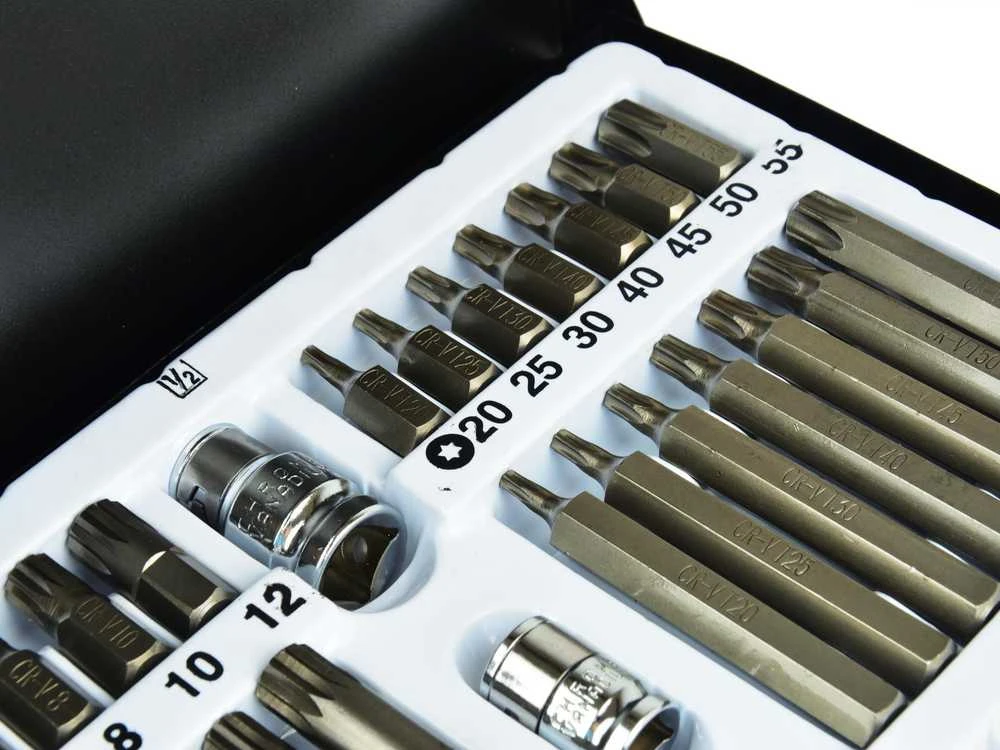 „Geko CRV Torx“ raktų rinkinys, 40 dalių, metalinėje dėžutėje (10)