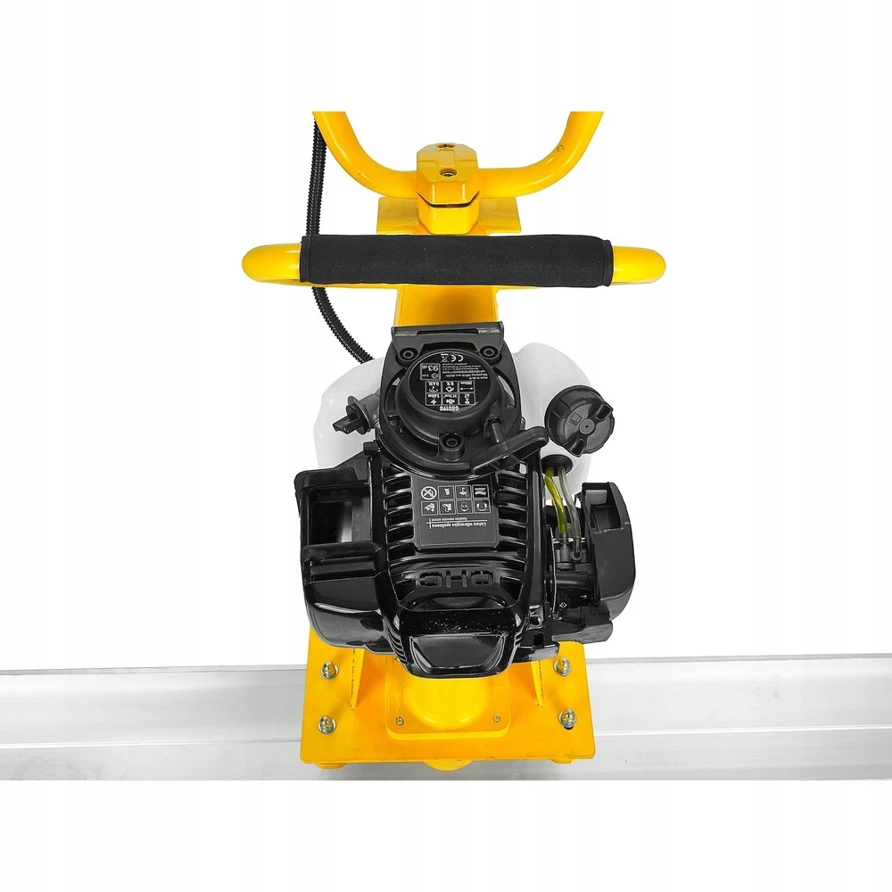 Geko Vibracinė benzininė juosta betonui 4 taktų 1.6KW - 2m (1/2 vnt.)