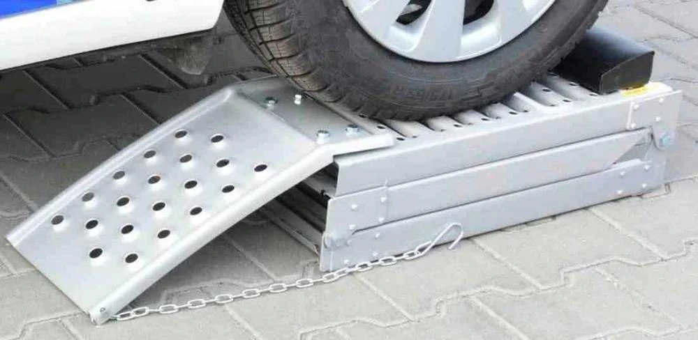 Geko sulankstomos rampos-įvažiavimai iki 2200 kg, 2 vnt..(1)