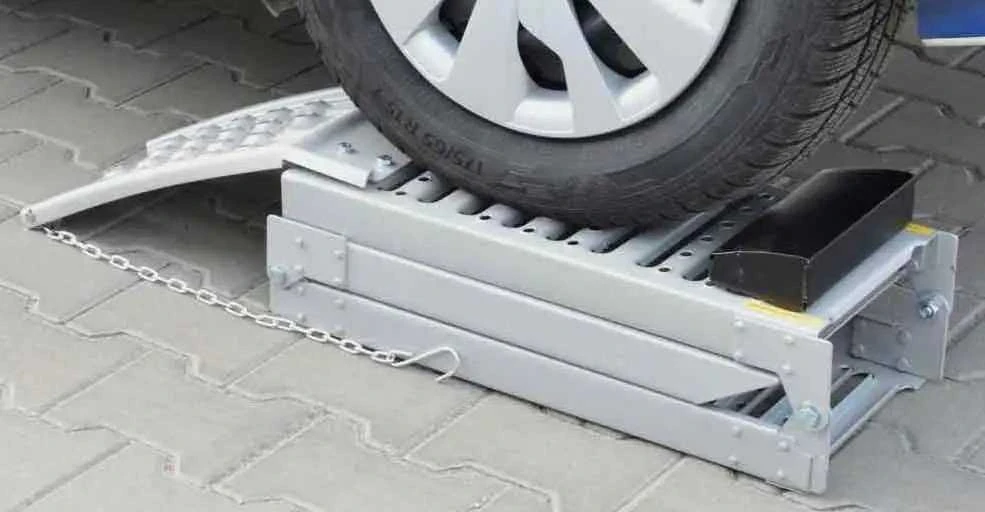 Geko sulankstomos rampos-įvažiavimai iki 2200 kg, 2 vnt..(1)