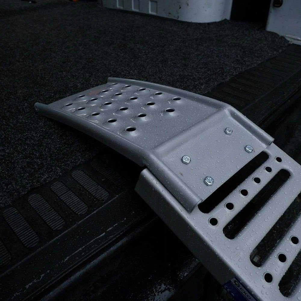 Geko sulankstomos rampos-įvažiavimai iki 2200 kg, 2 vnt..(1)