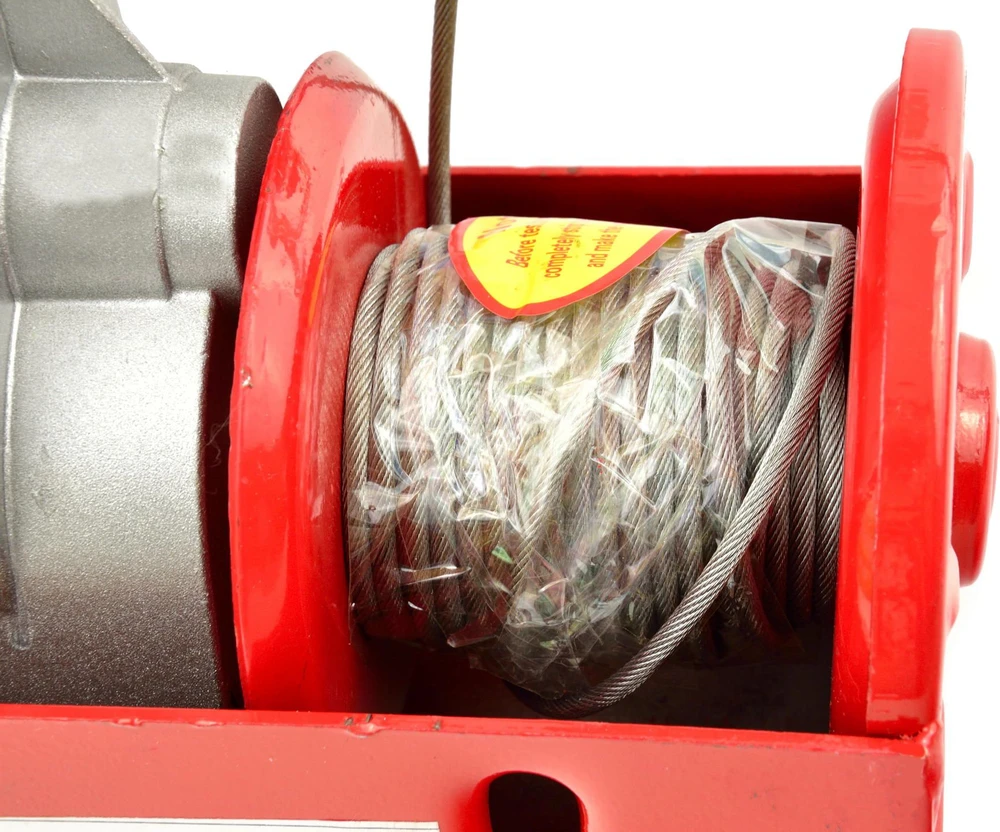 Geko Wciągarka elektrinė 300/600kg (1)
